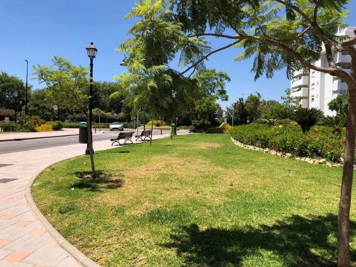 Rentcostadelsol Fuengirola Dona Sofia A Extérieur photo